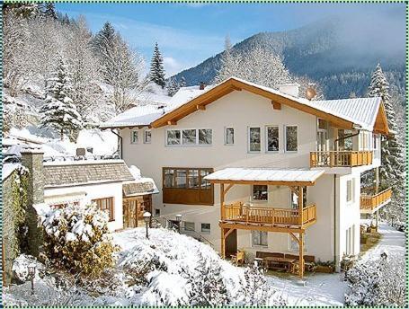 Appartement Schoeffmann Bad Kleinkirchheim Exterior photo